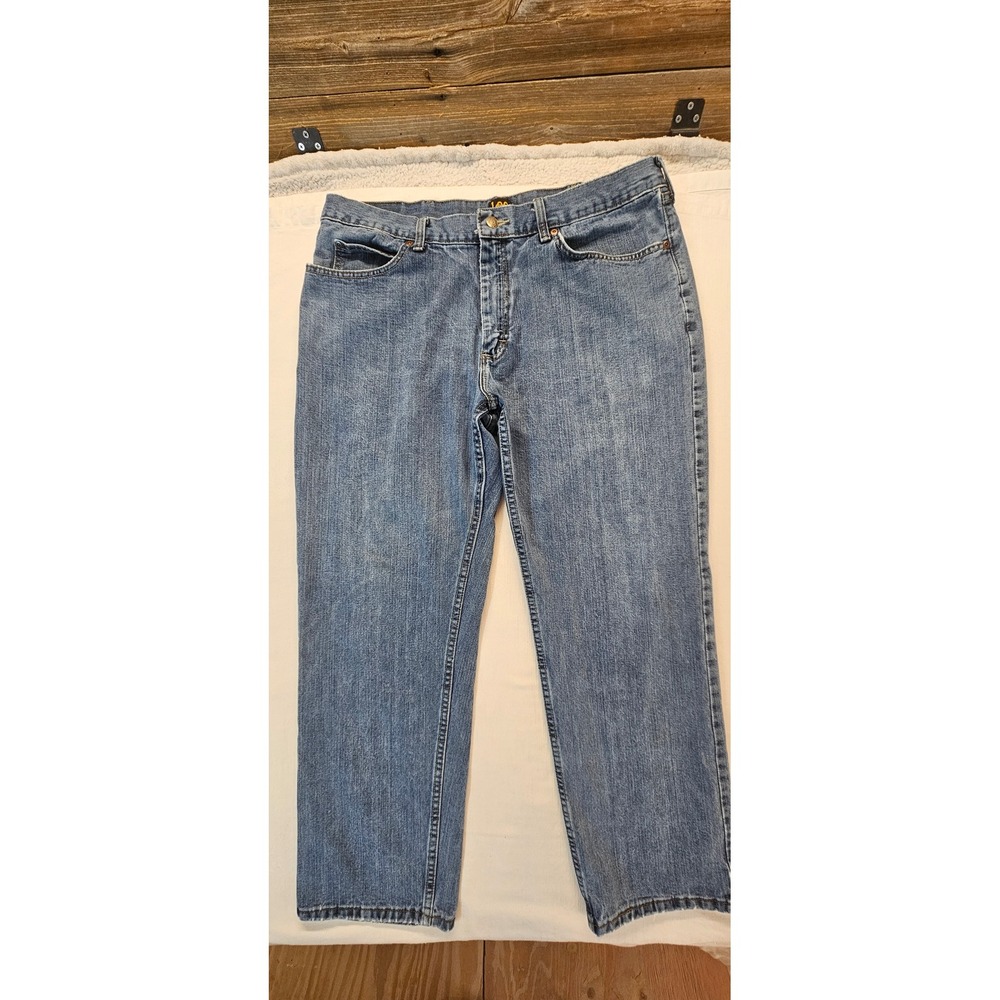 Lee Relaxed Fit Mens Jeans 38x30 Medium Wash Blue Denim 100% Cotton 2030